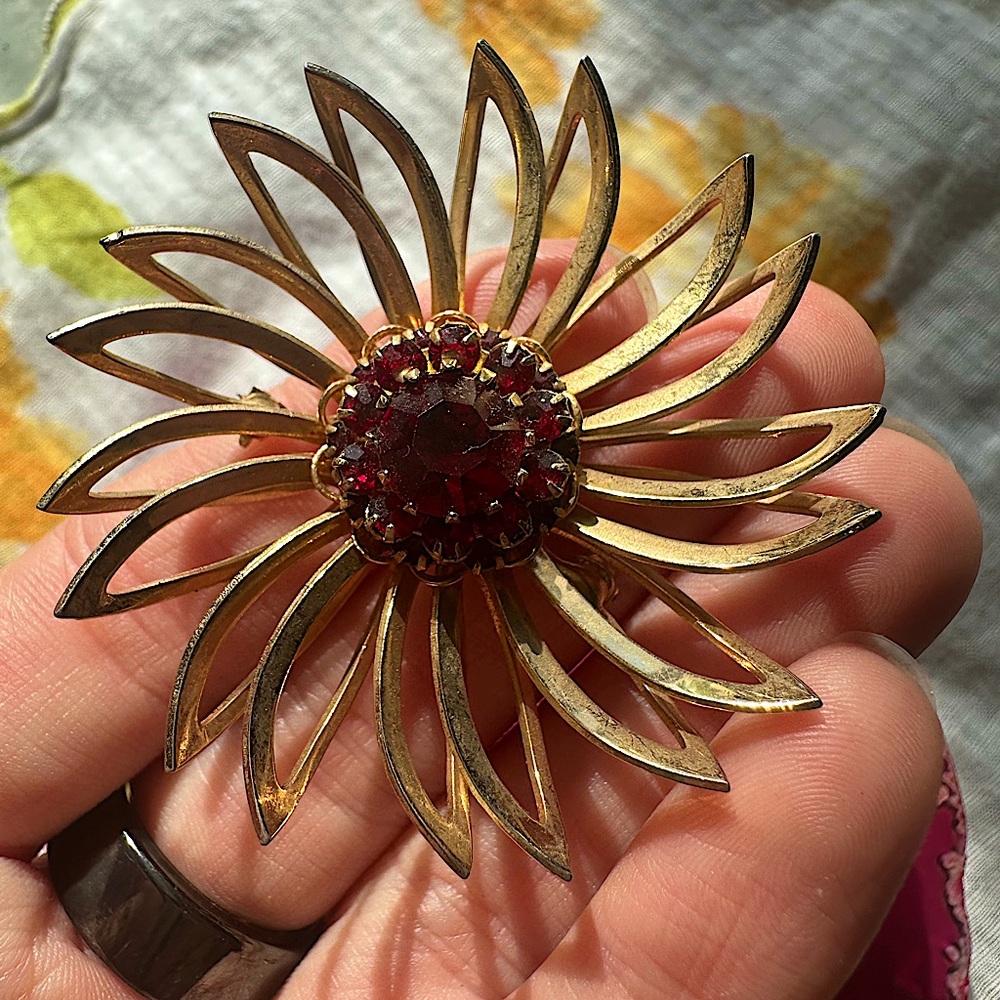 Vintage rhinestone brooch